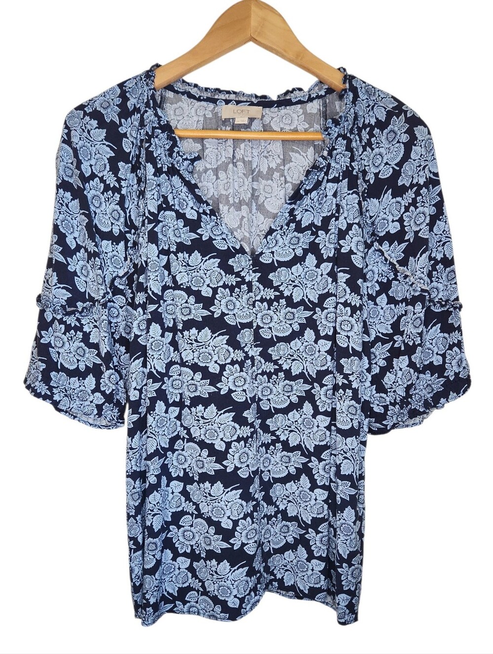 LOFT Floral Peasant Blouse Top Mini Ruffle Trim Navy & Light Blue Womens Medium